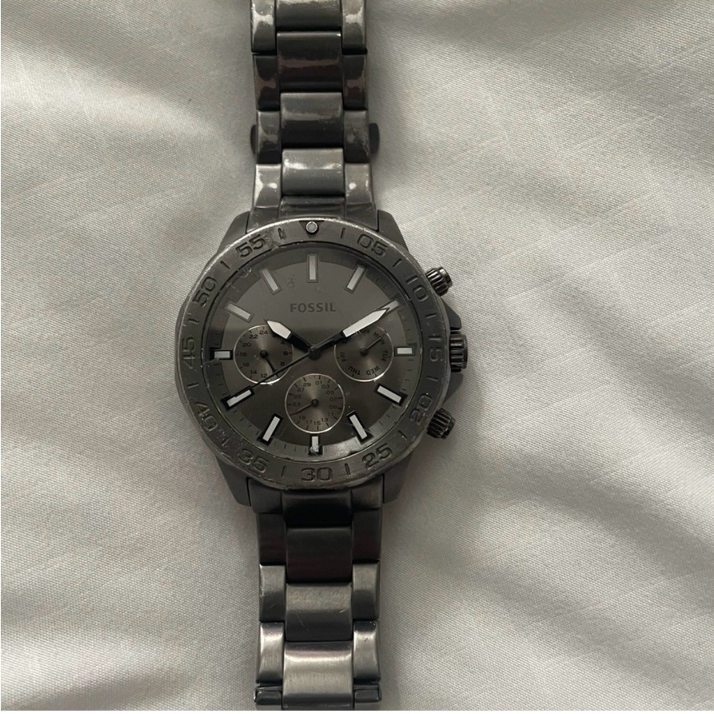 Fossil Metallic Chronograph Timepiece